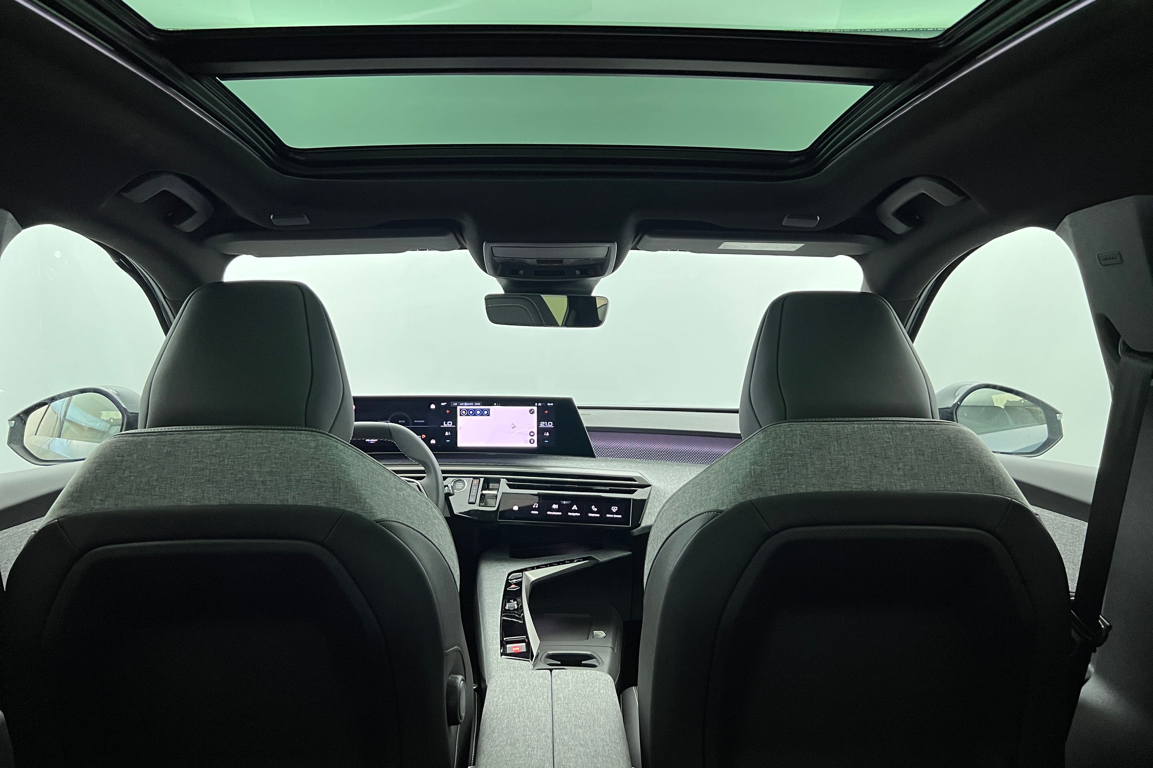 PEUGEOT 3008 SUV Hybride — photo 22