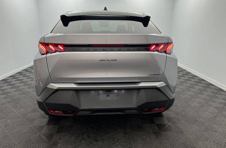 PEUGEOT 3008 SUV Hybride Essence
