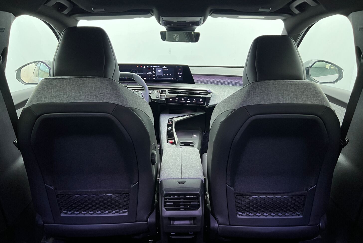 PEUGEOT 3008 SUV Hybride Essence