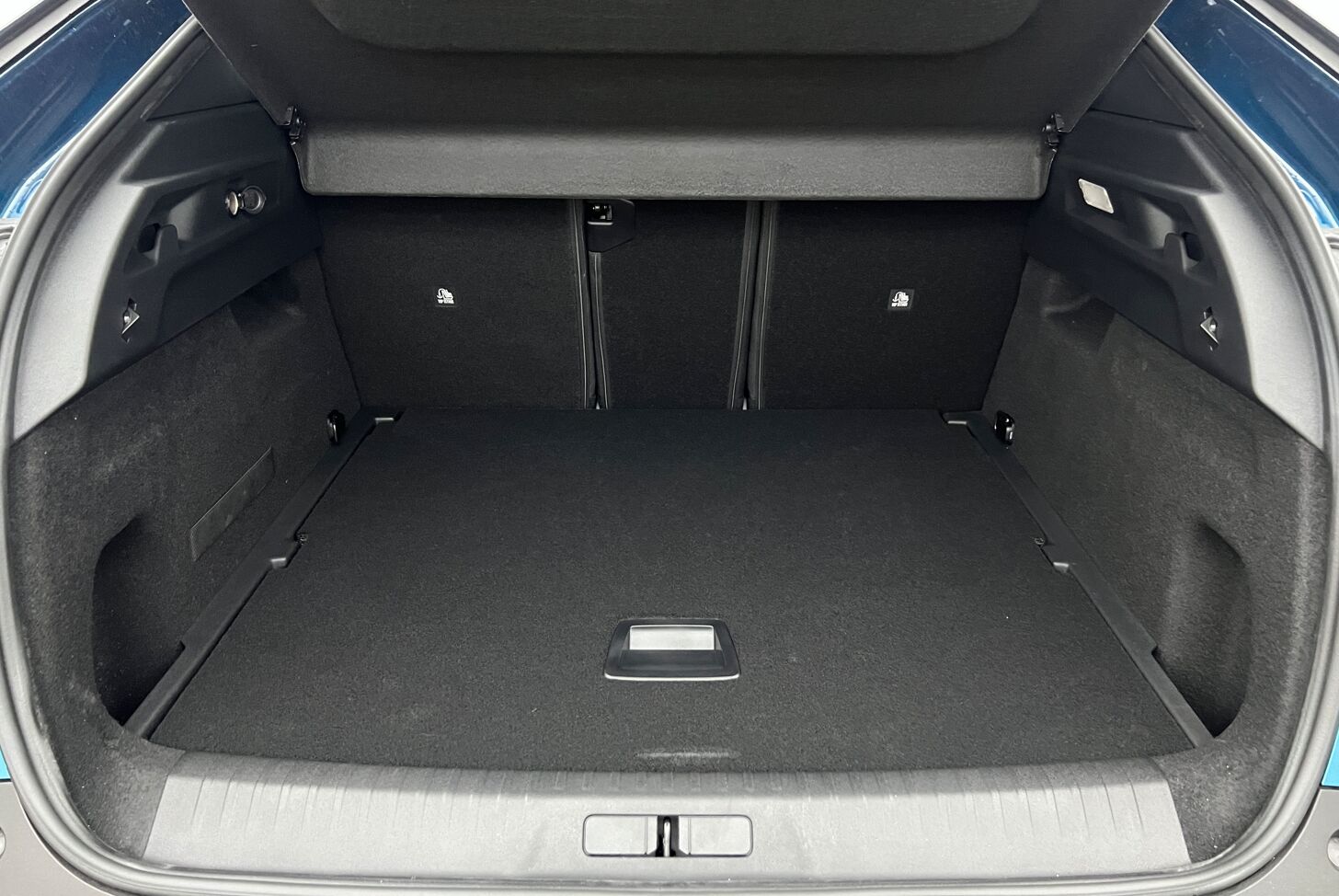 PEUGEOT 3008 SUV Hybride Essence