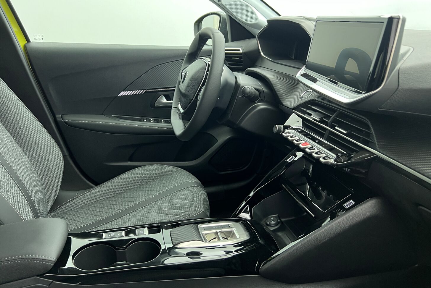 PEUGEOT 208 Berline Hybride Essence