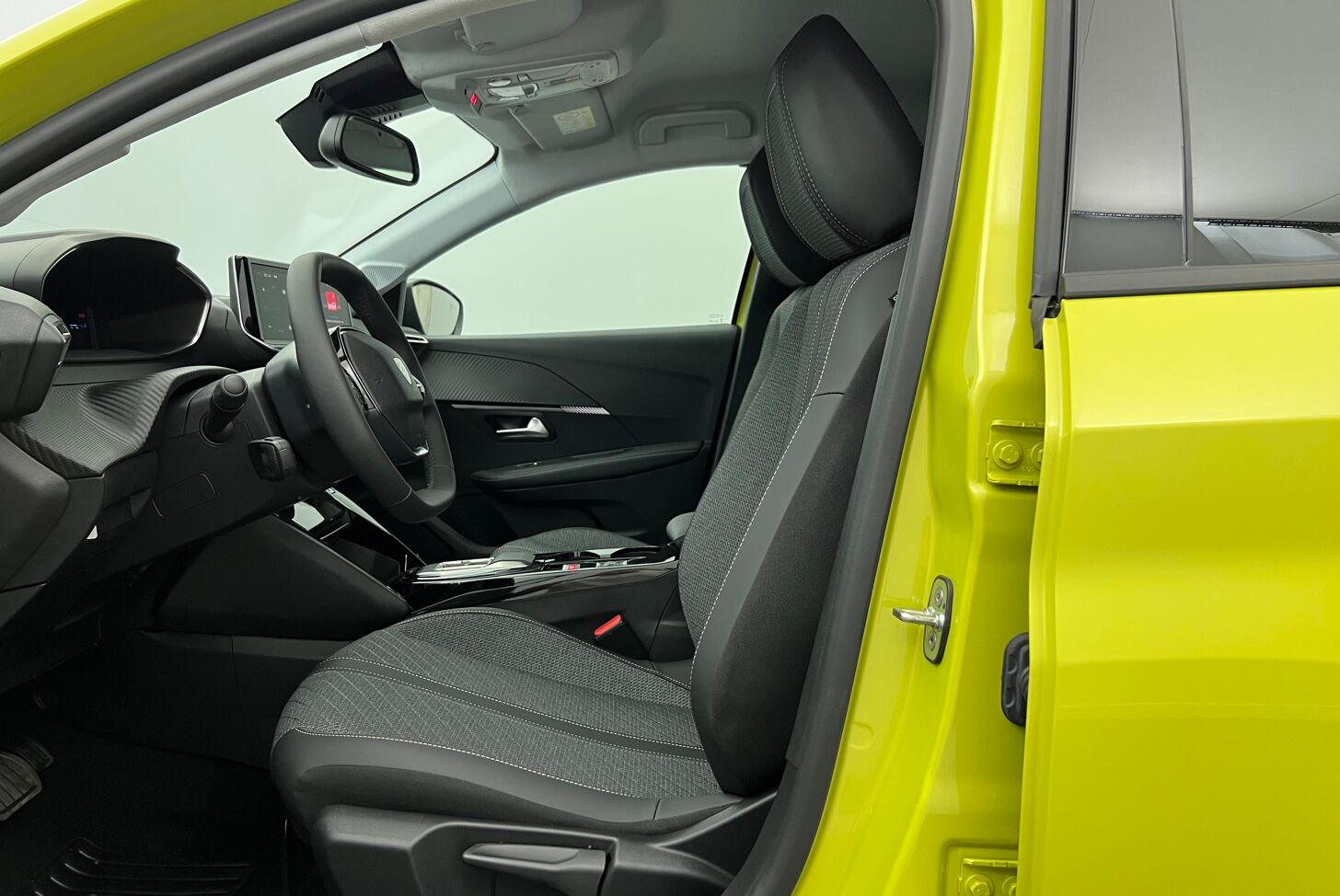 PEUGEOT 208 Berline Hybride Essence