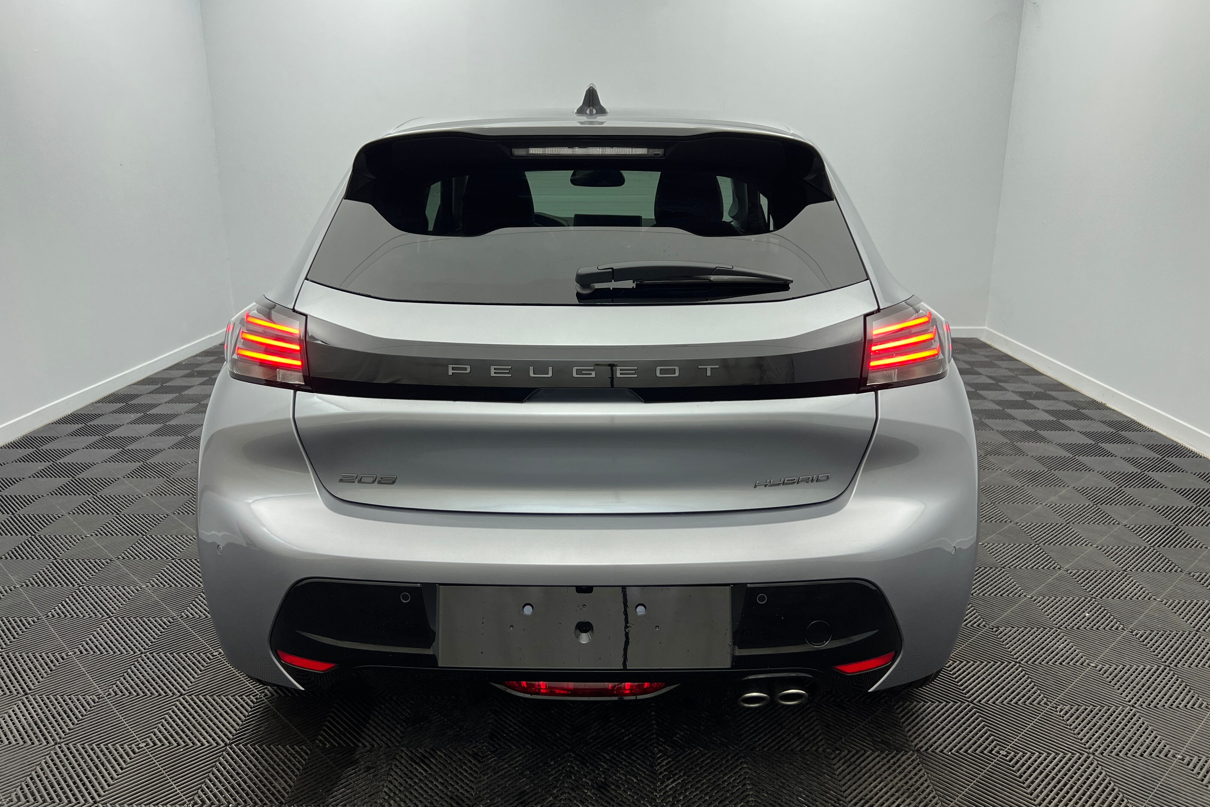PEUGEOT 208 — photo 5
