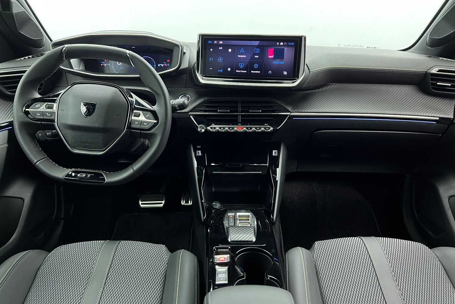 PEUGEOT 208 Berline Hybride Essence