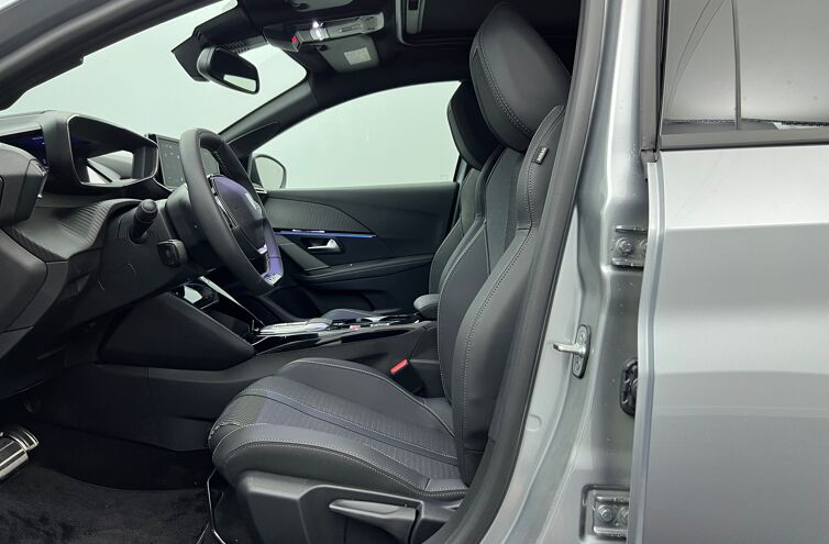 PEUGEOT 208 Berline Hybride Essence