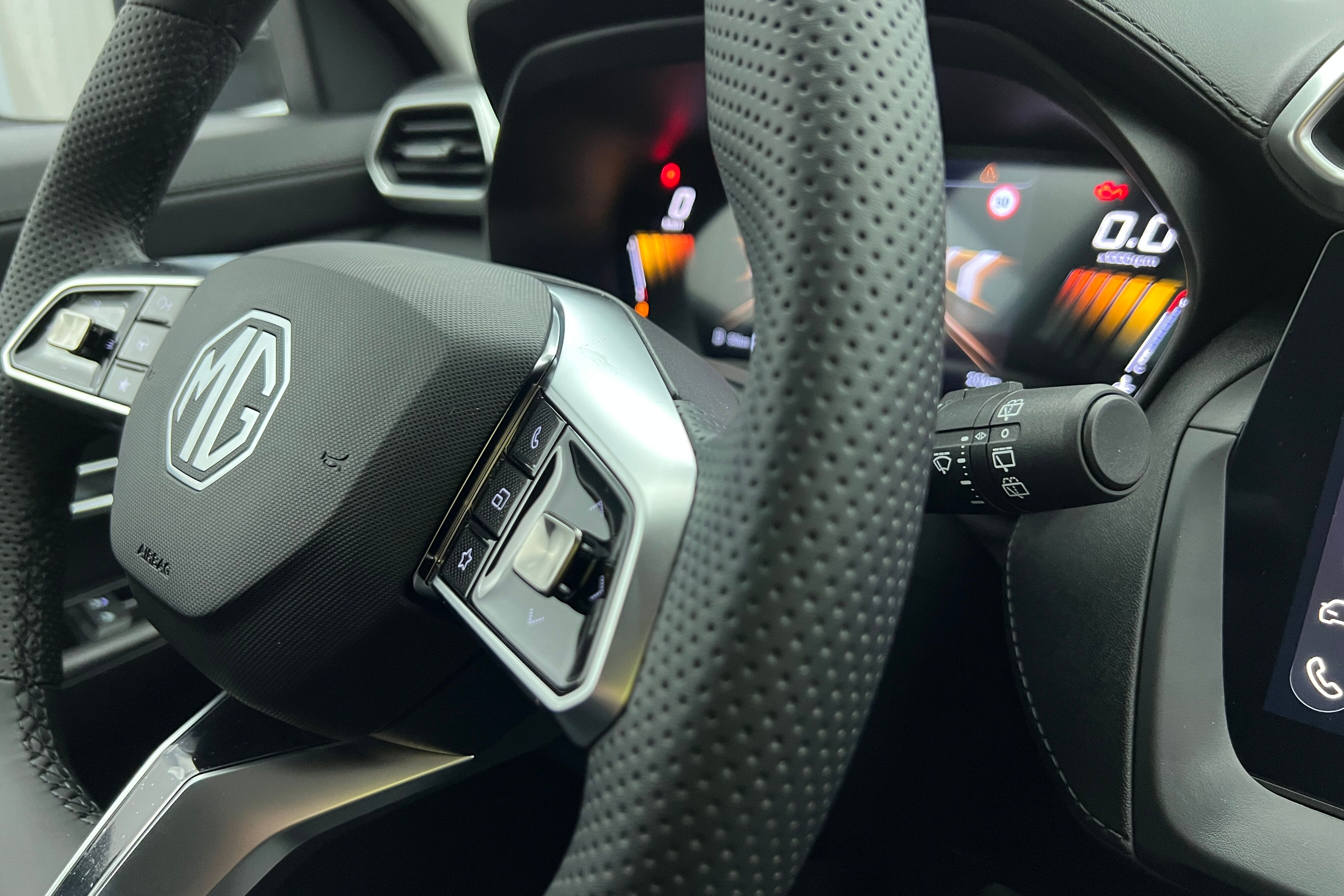 MG ZS Hybrid+ SUV Hybride — photo 17
