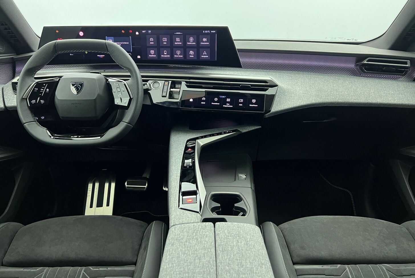 PEUGEOT 3008 SUV Hybride Essence