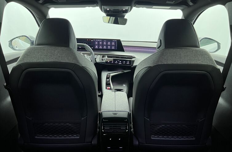 PEUGEOT 3008 SUV Hybride Essence