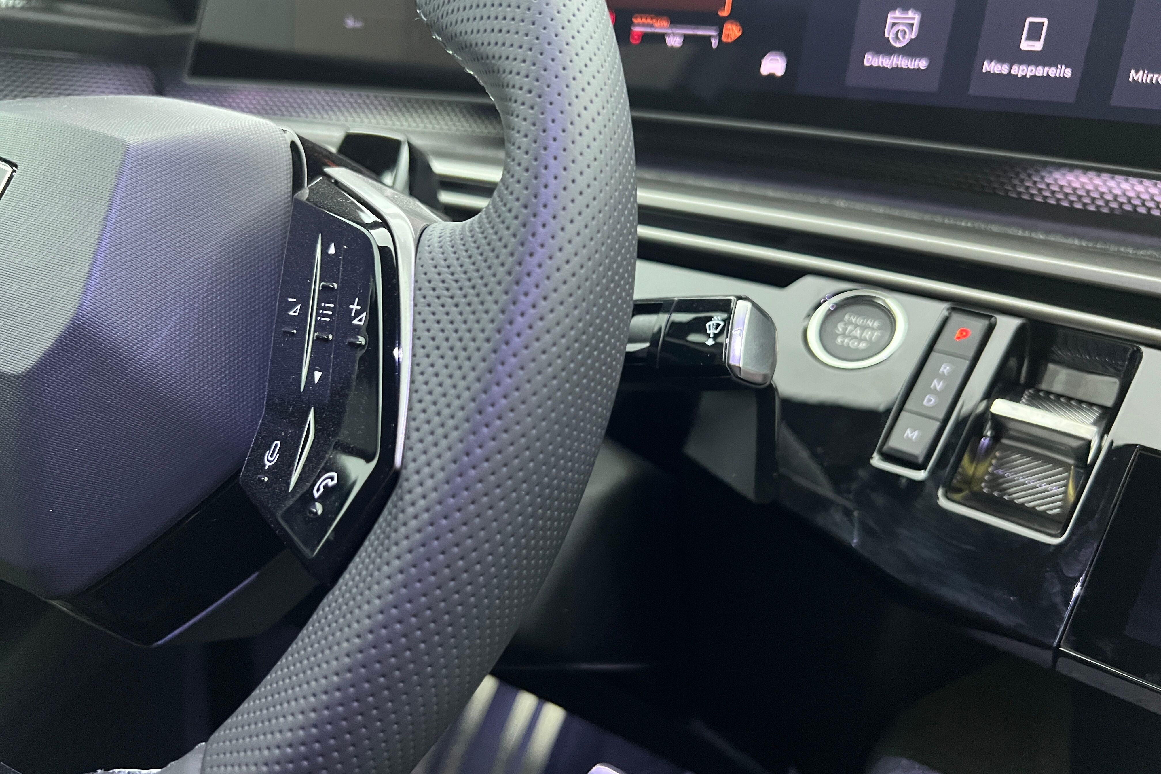 PEUGEOT 3008 SUV Hybride — photo 17