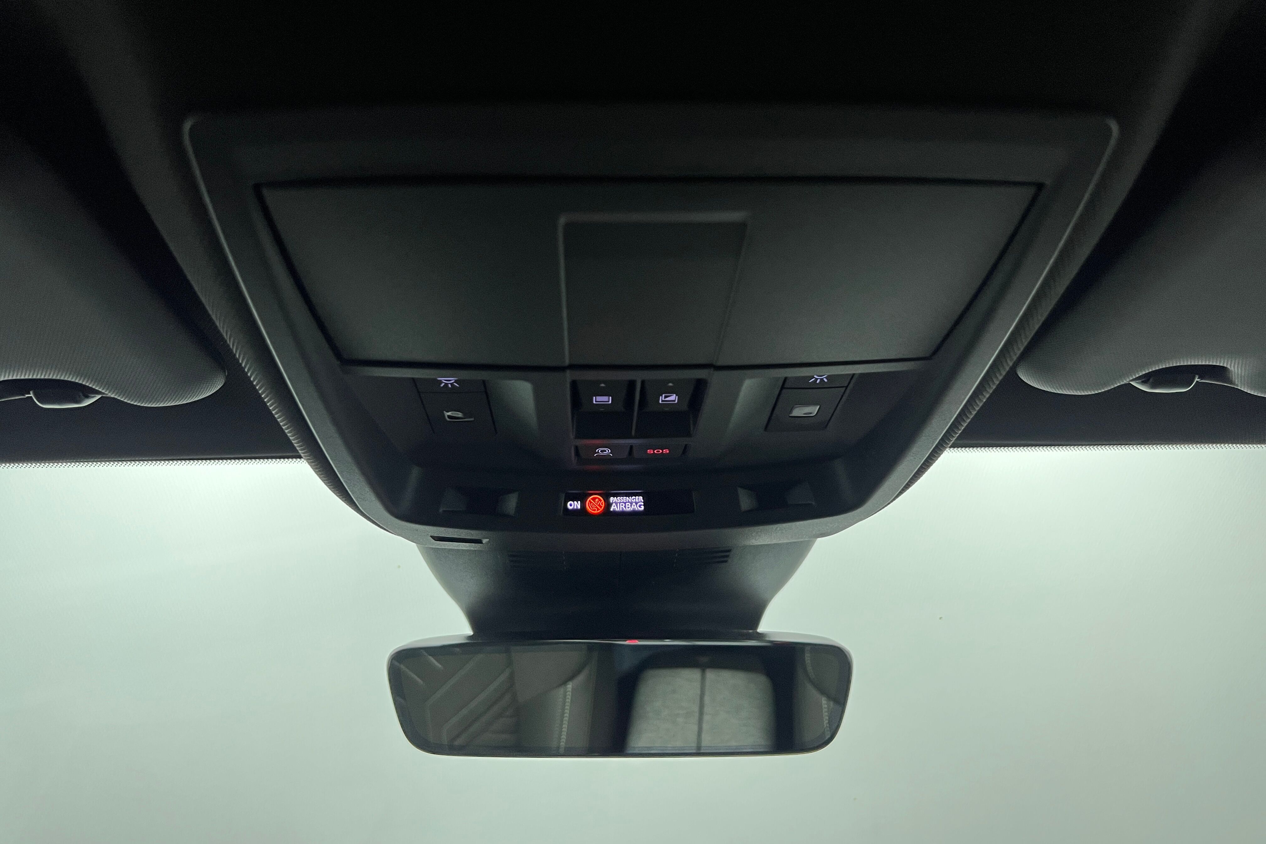 PEUGEOT 3008 SUV Hybride — photo 24