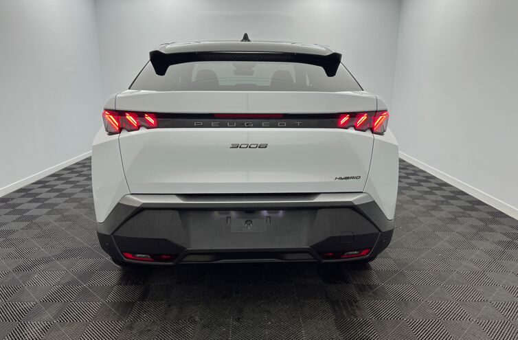 PEUGEOT 3008 SUV Hybride Essence