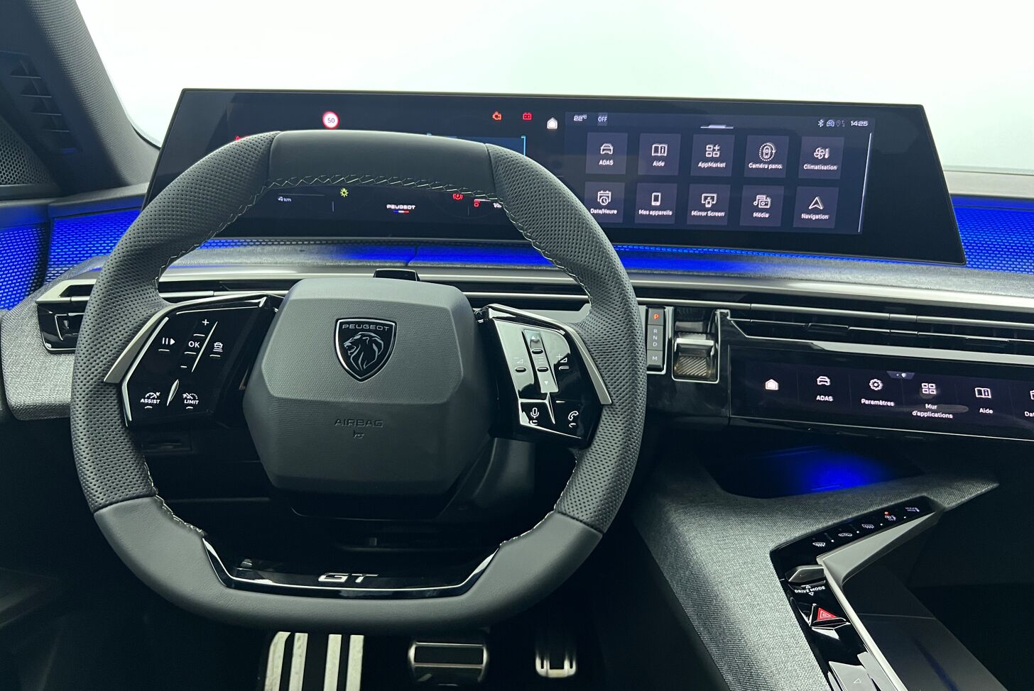 PEUGEOT 5008 SUV Hybride Essence
