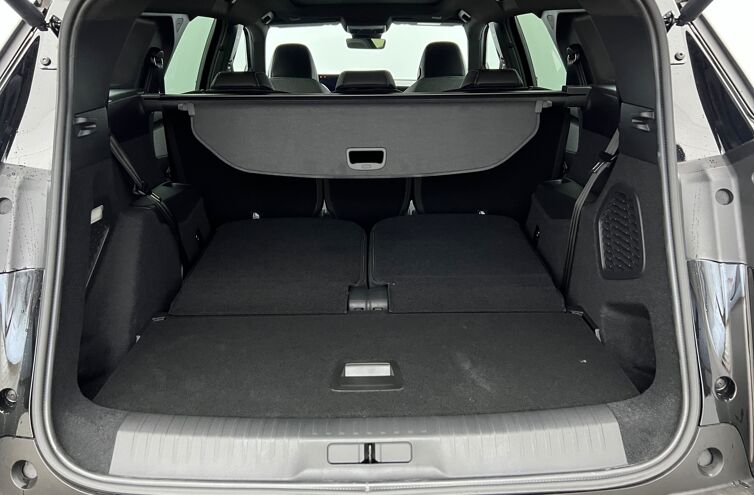 PEUGEOT 5008 SUV Hybride Essence