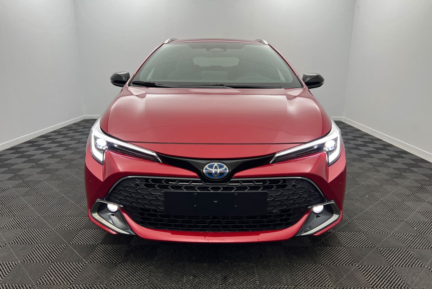 TOYOTA Corolla Touring Sports Break Hybride Essence