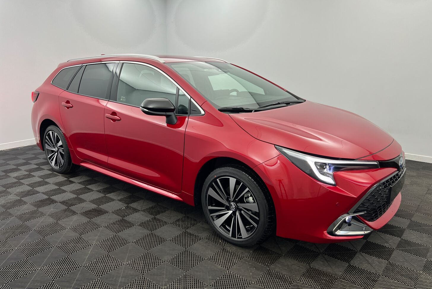 TOYOTA Corolla Touring Sports Break Hybride Essence