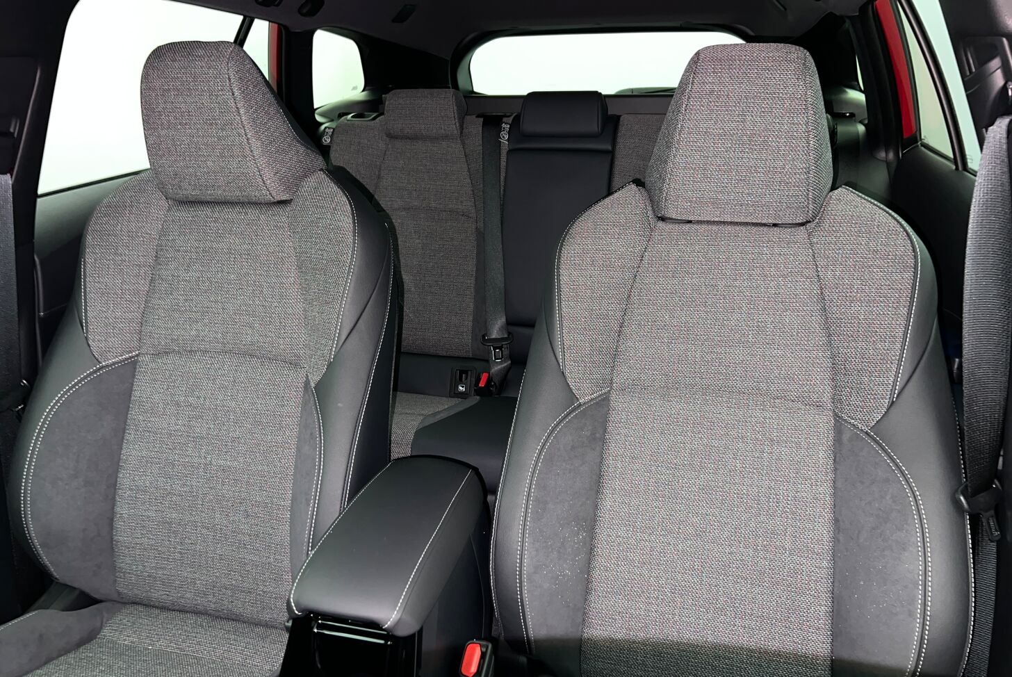 TOYOTA Corolla Touring Sports Break Hybride Essence