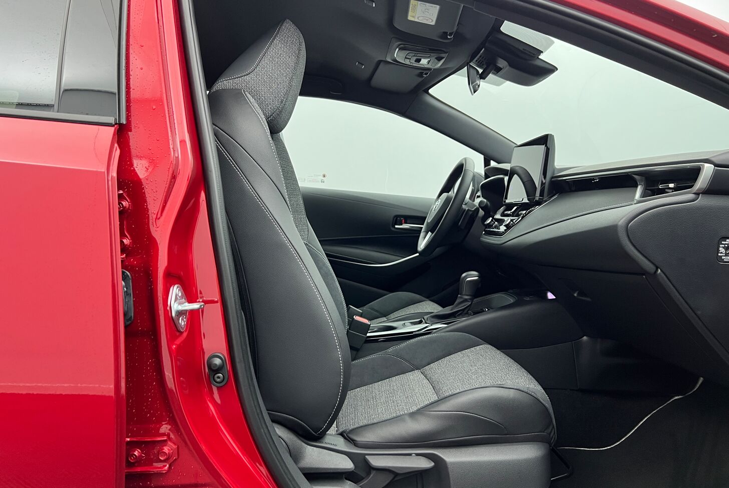 TOYOTA Corolla Touring Sports Break Hybride Essence