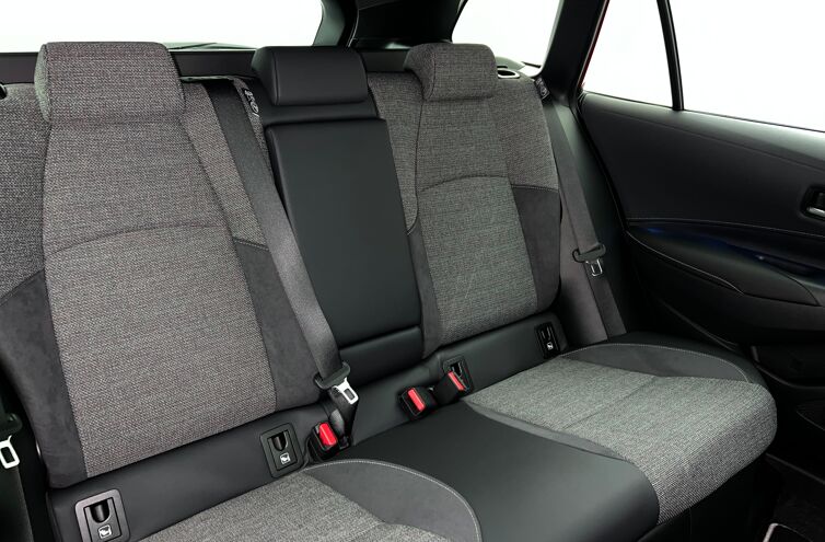 TOYOTA Corolla Touring Sports Break Hybride Essence