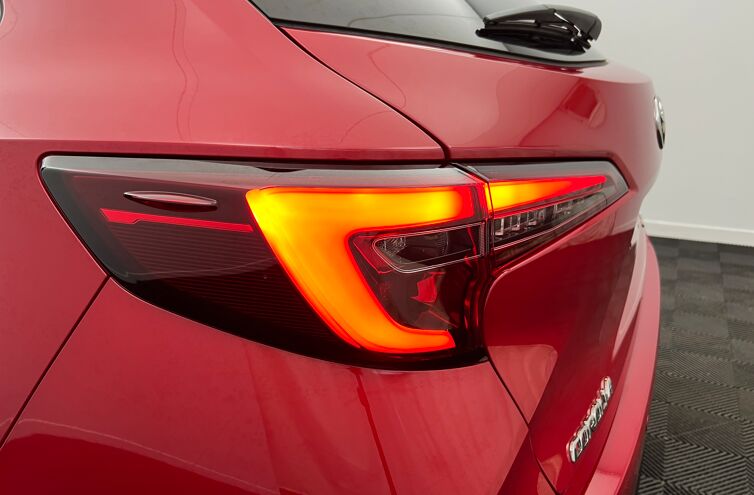 TOYOTA Corolla Touring Sports Break Hybride Essence