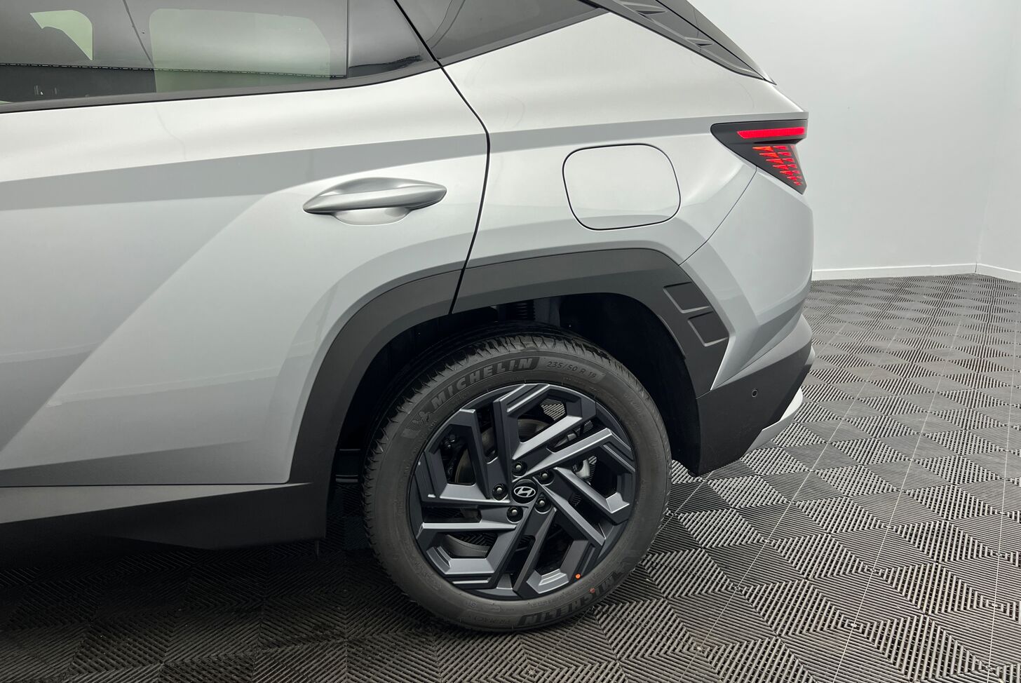 HYUNDAI Tucson SUV Hybride Essence