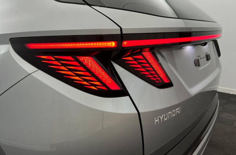 HYUNDAI Tucson SUV Hybride Essence