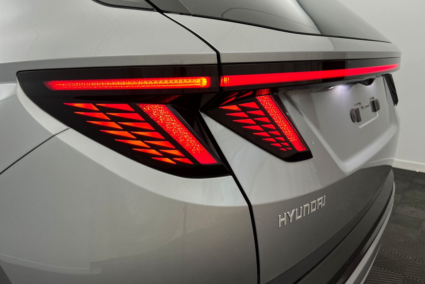 HYUNDAI Tucson SUV Hybride Essence