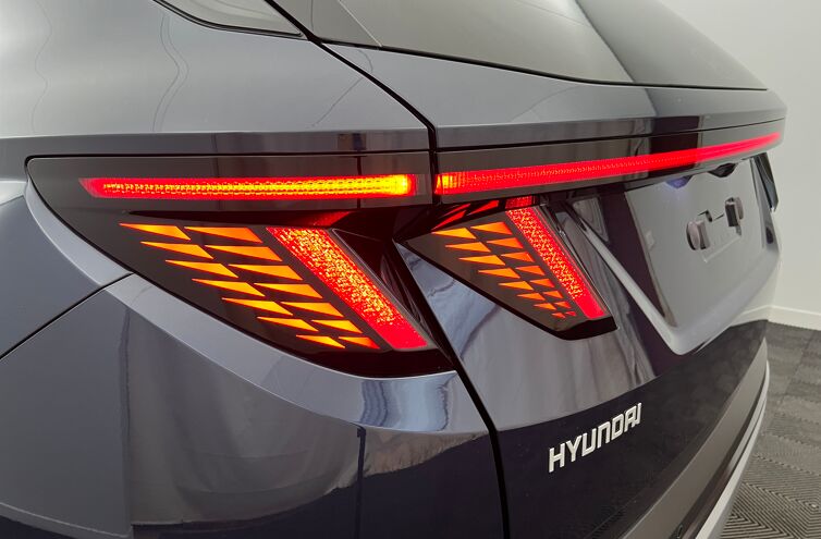 HYUNDAI Tucson SUV Hybride Essence