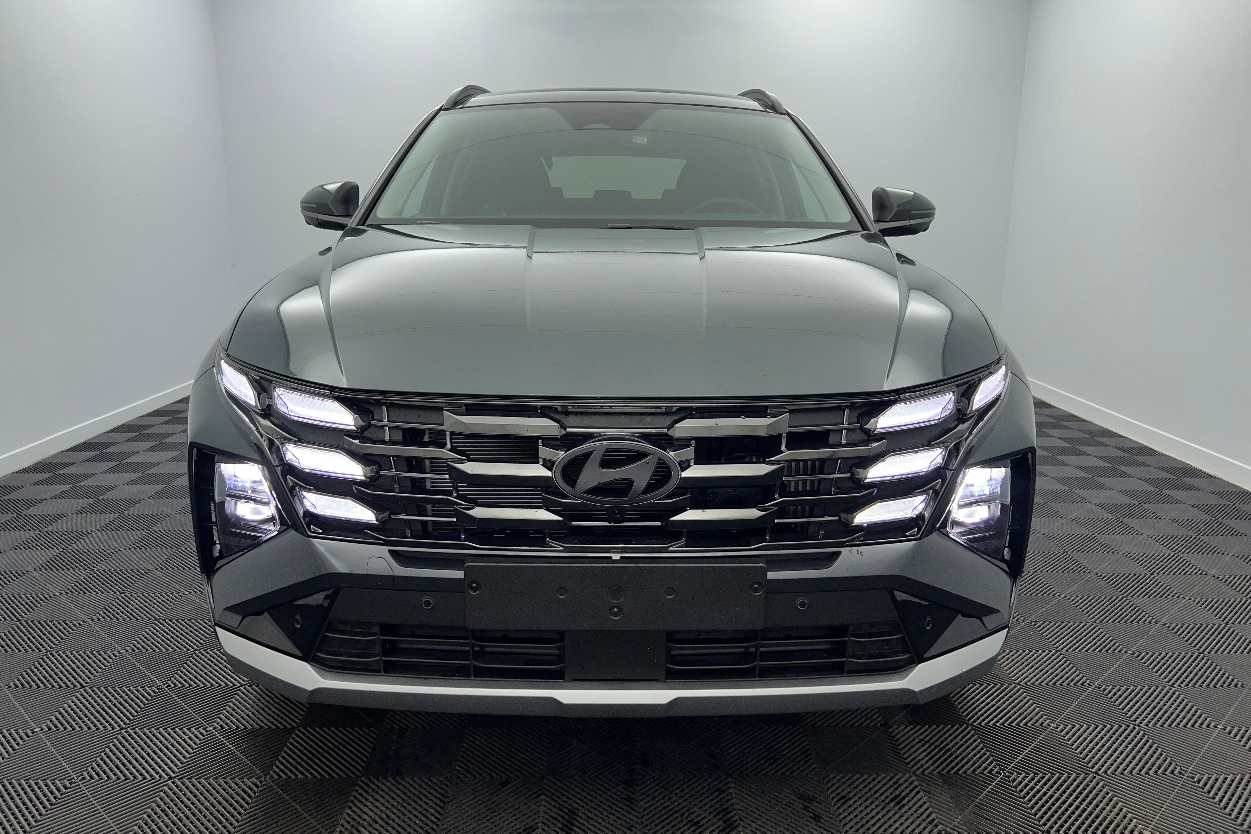 HYUNDAI Tucson — photo 2