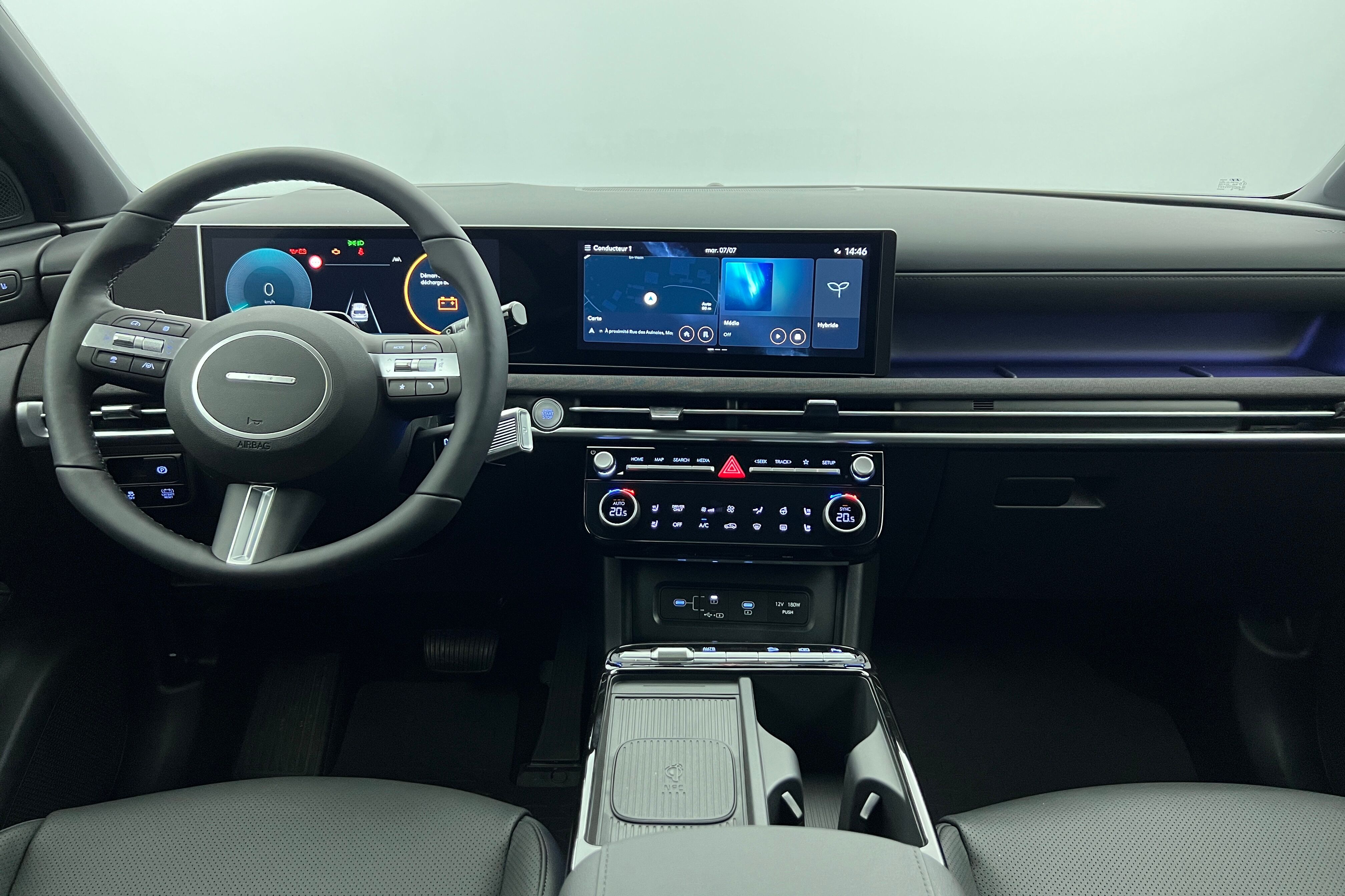 HYUNDAI Tucson SUV Hybride — photo 8