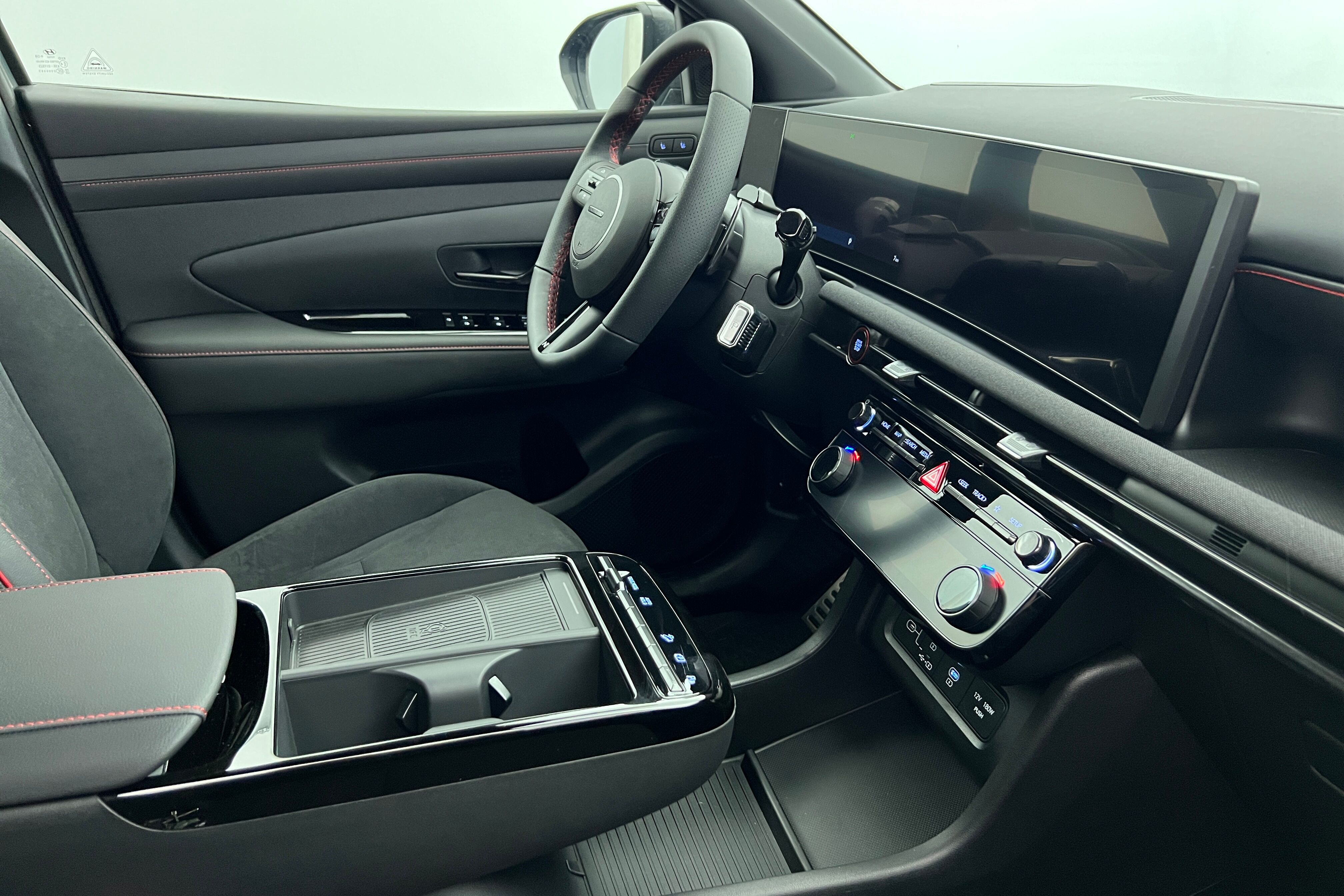HYUNDAI Tucson SUV Hybride — photo 6
