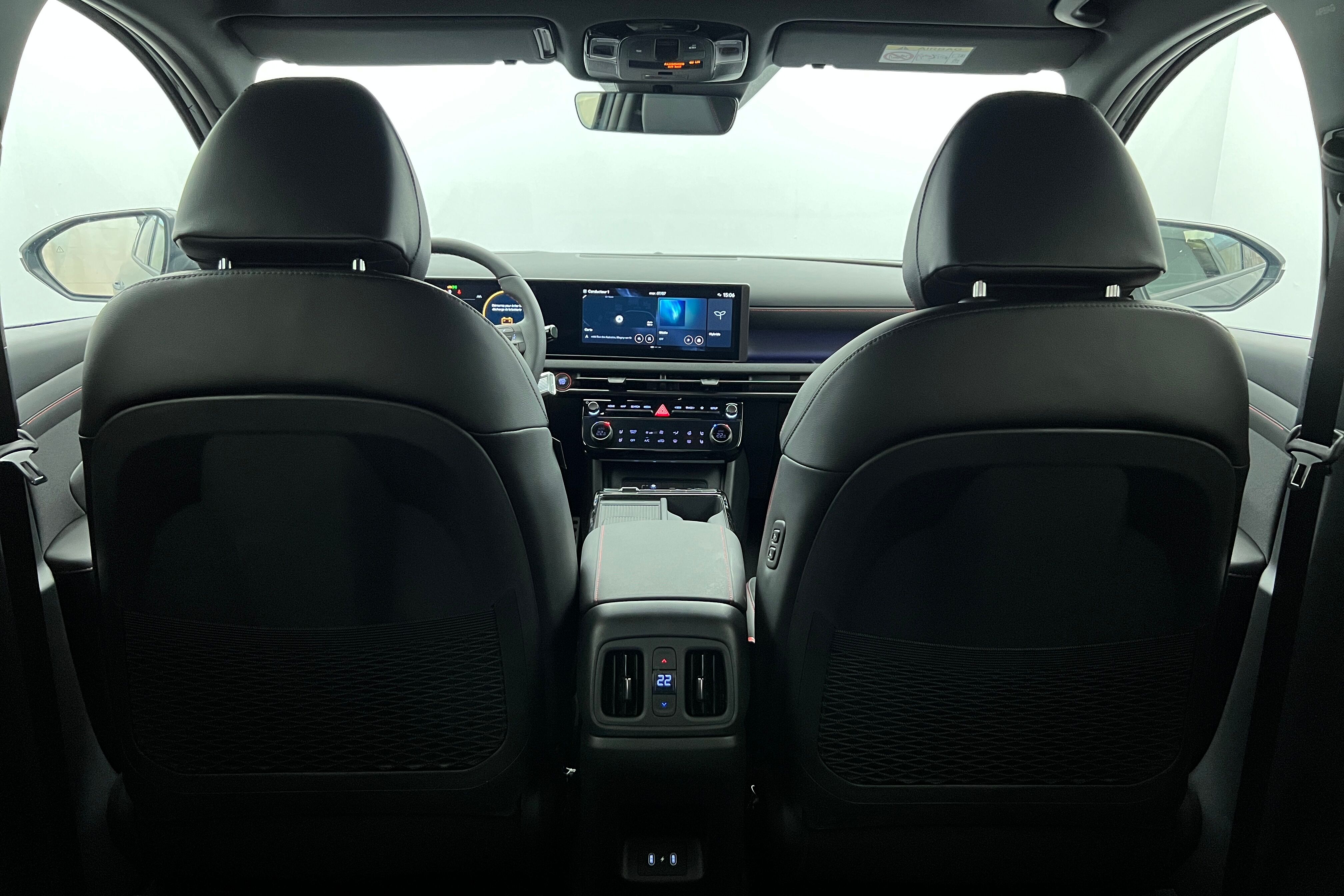 HYUNDAI Tucson SUV Hybride — photo 10