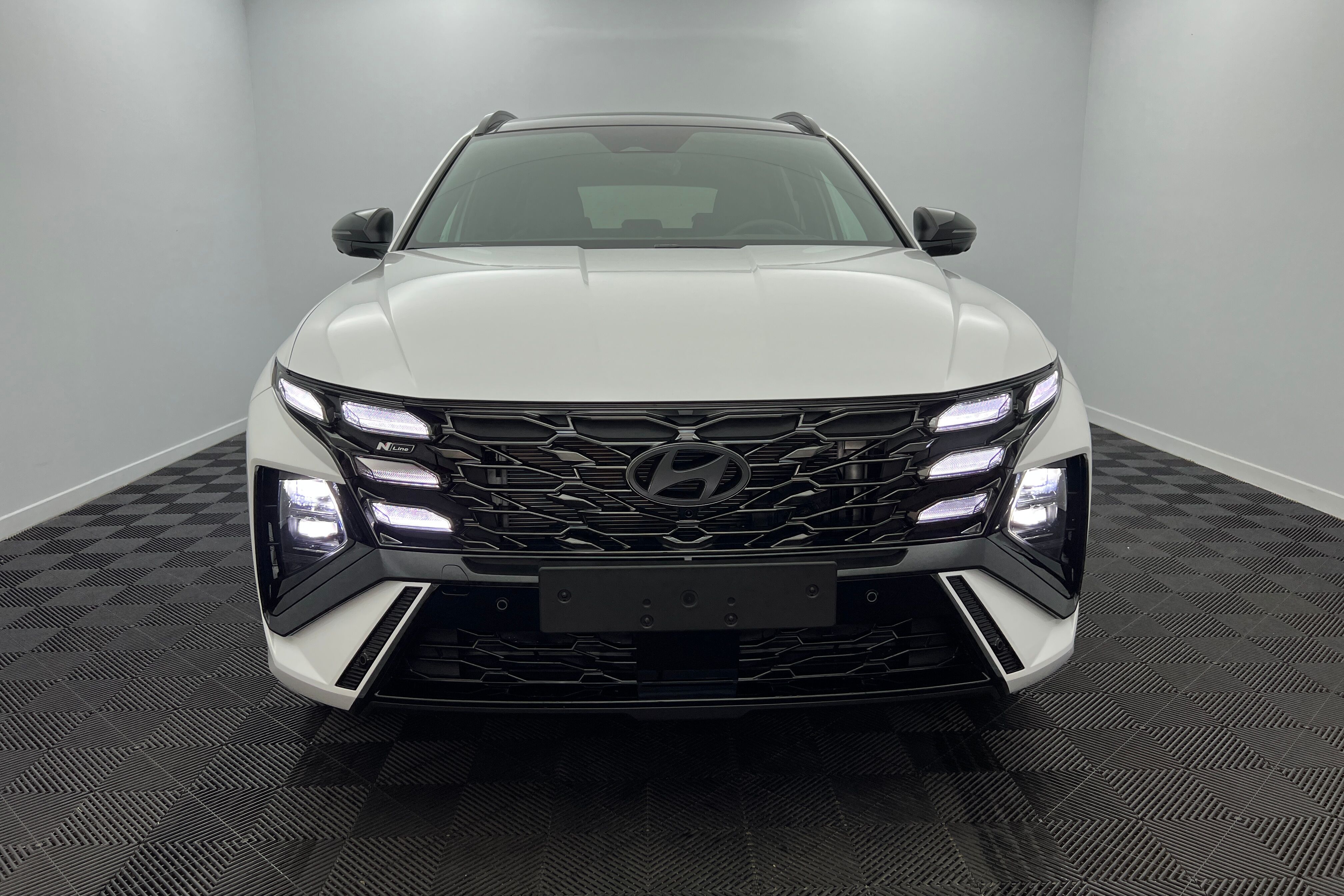 HYUNDAI Tucson — photo 2