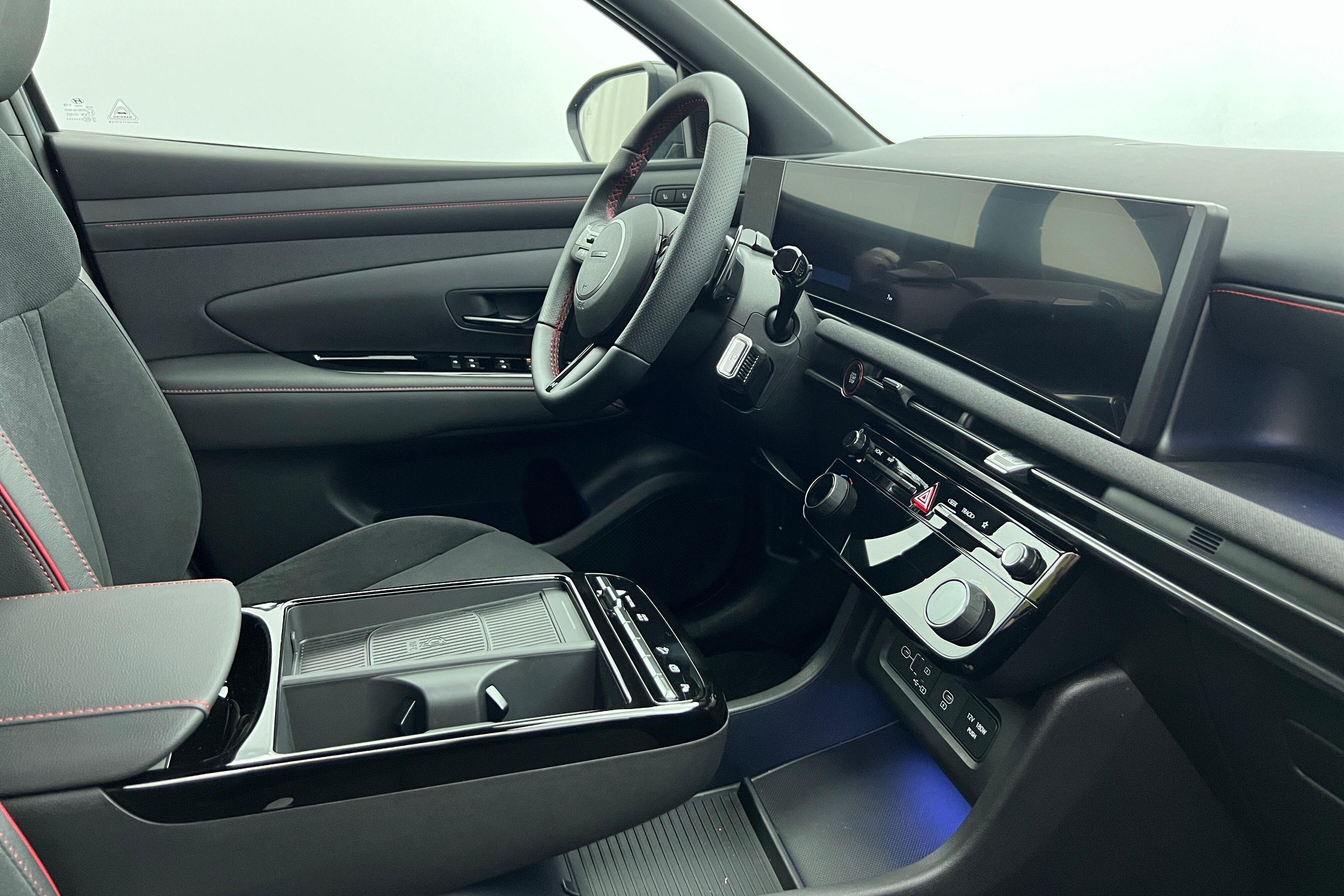 HYUNDAI Tucson SUV Hybride — photo 6
