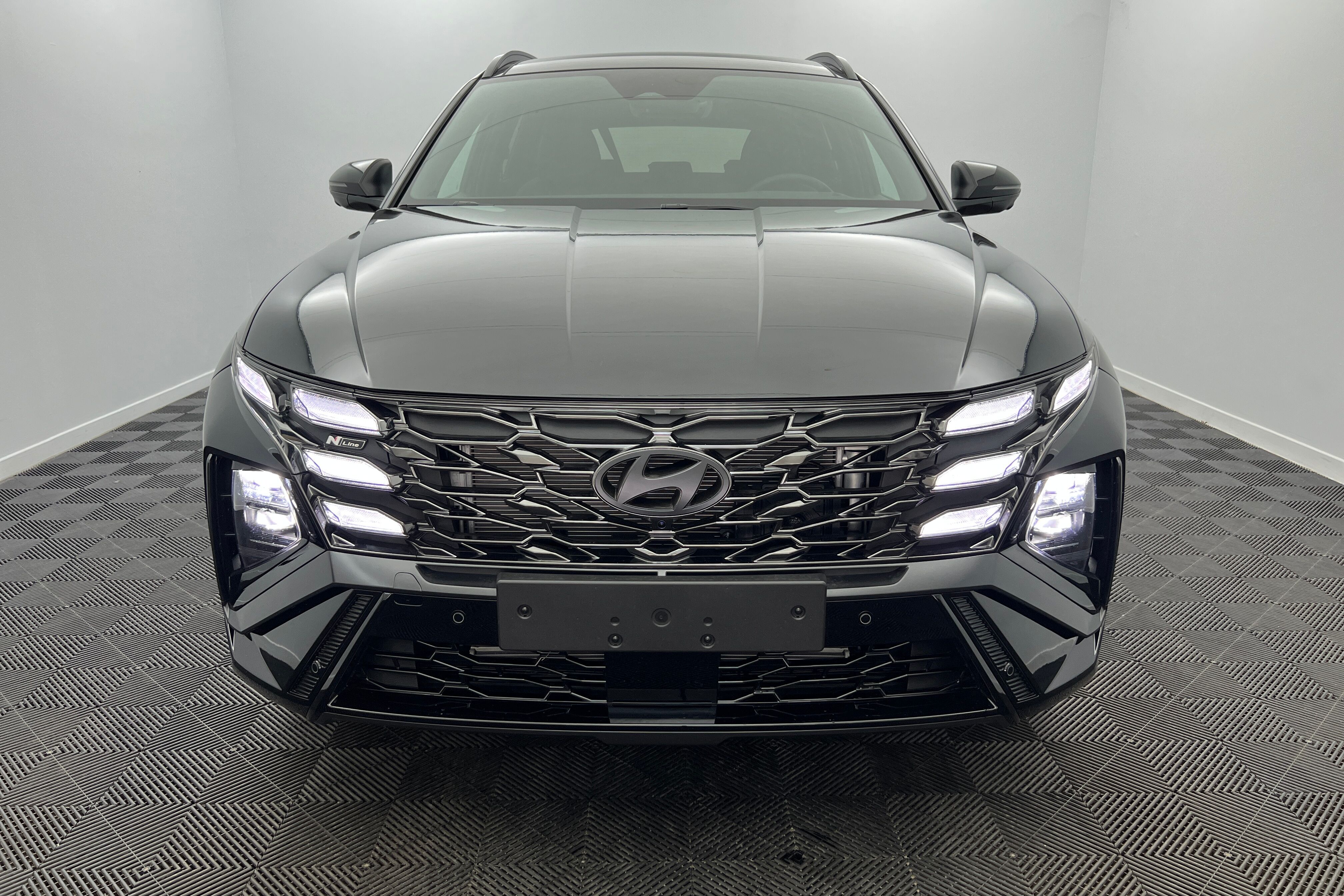 HYUNDAI Tucson SUV Hybride — photo 2
