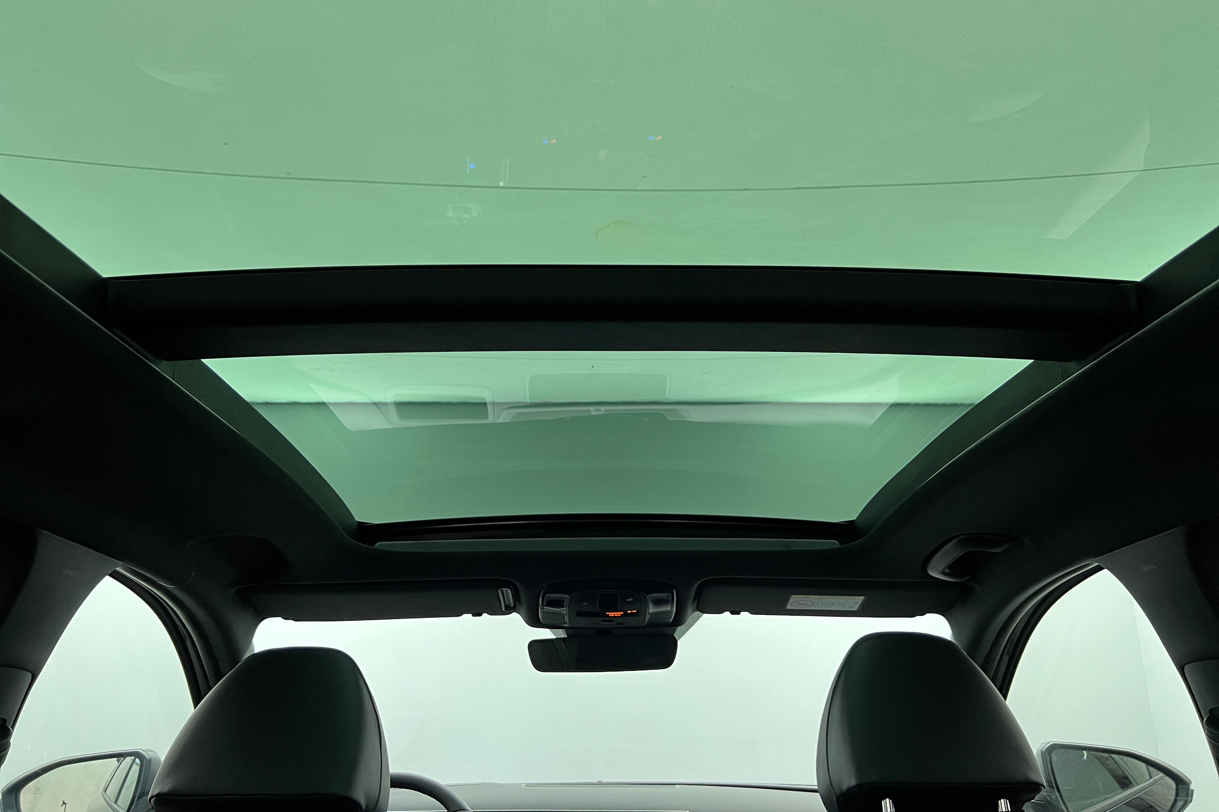 HYUNDAI Tucson SUV Hybride — photo 23