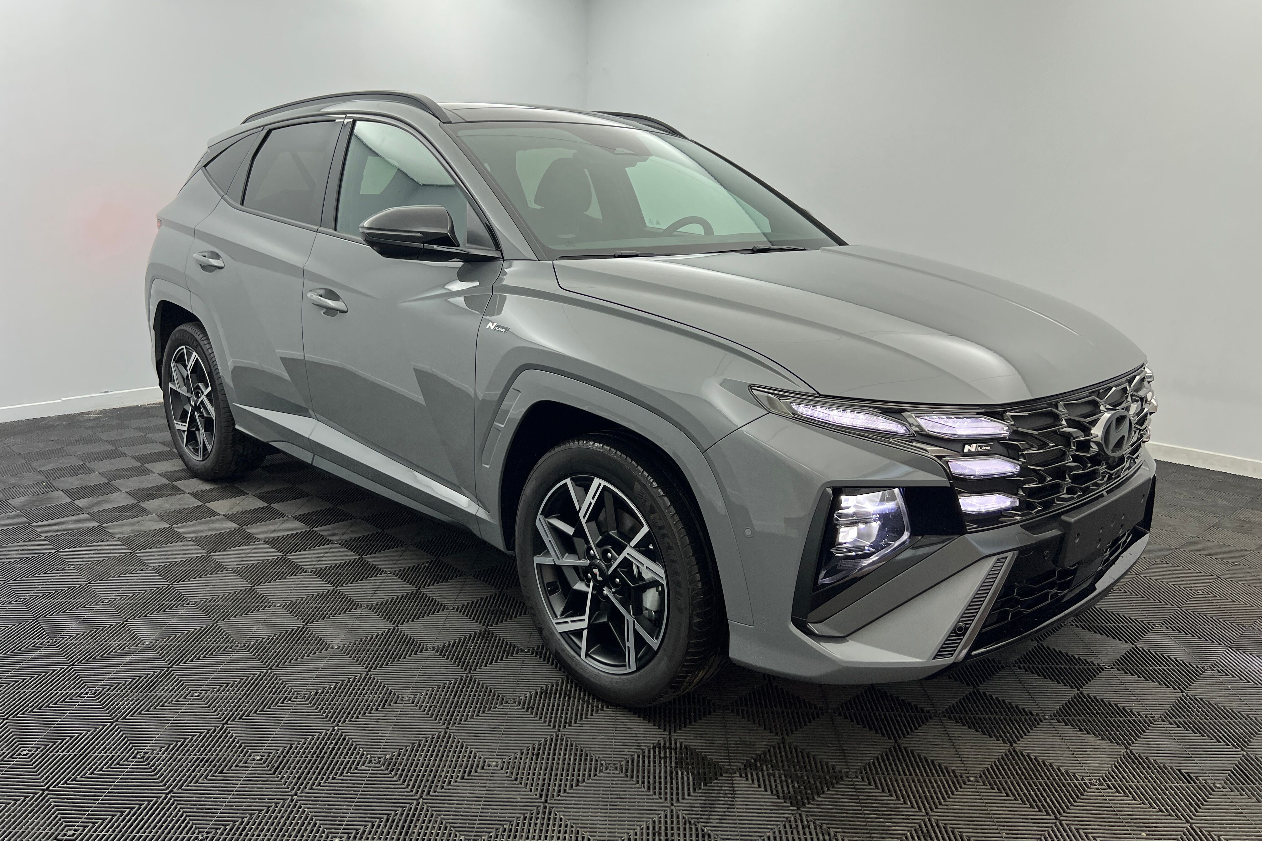 HYUNDAI Tucson SUV Hybride — photo 3