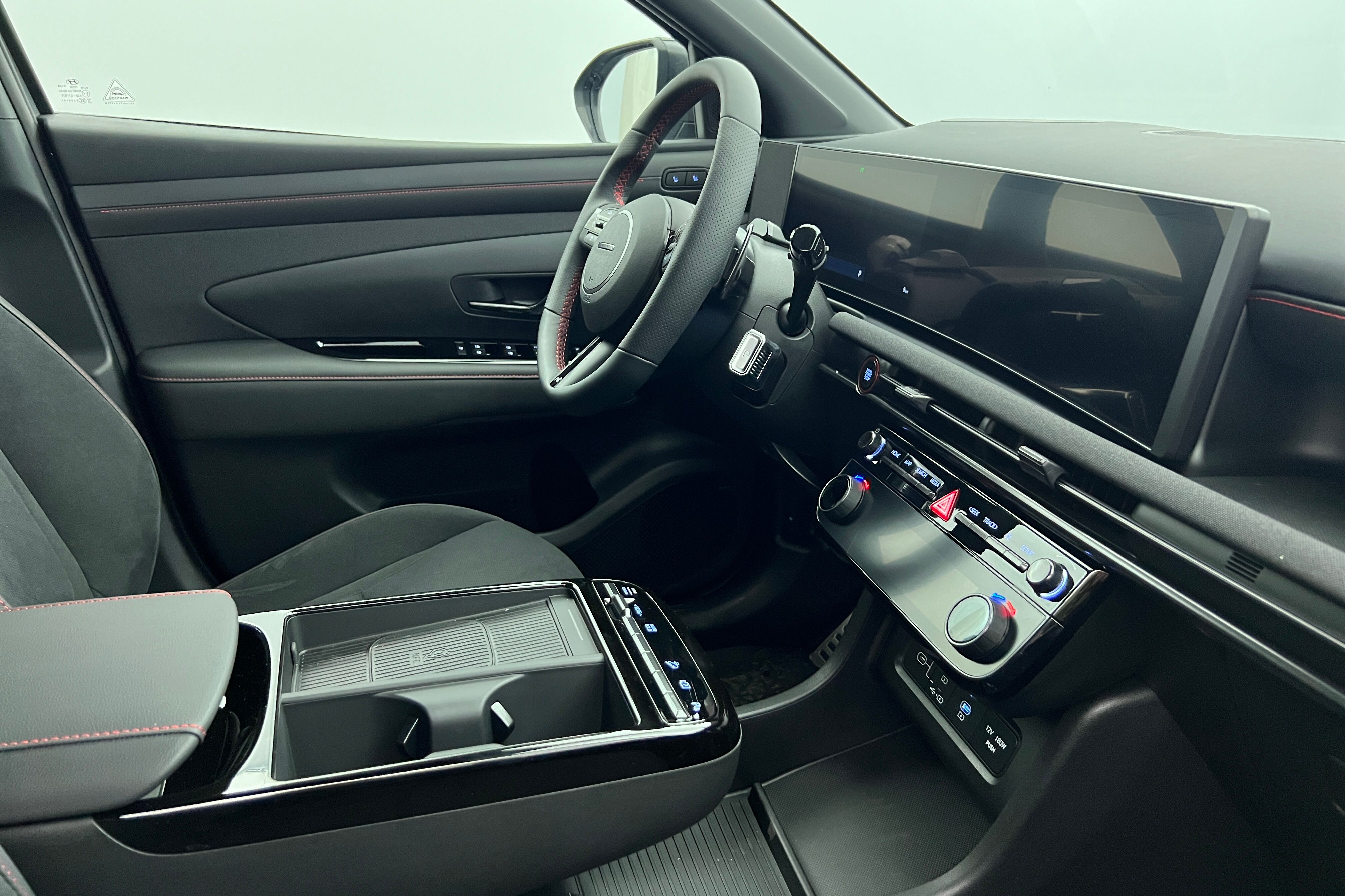 HYUNDAI Tucson SUV Hybride — photo 6