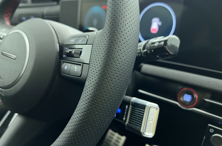 HYUNDAI Tucson SUV Hybride Essence