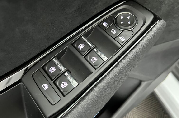 RENAULT Austral SUV Hybride Essence