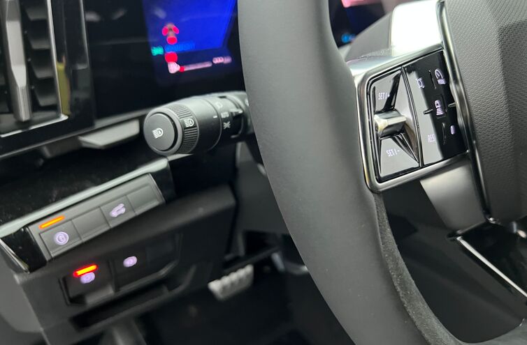 RENAULT Austral SUV Hybride Essence