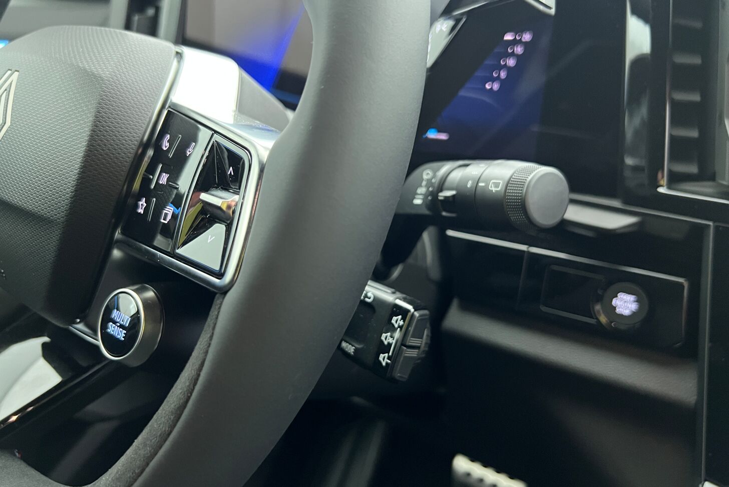 RENAULT Austral SUV Hybride Essence