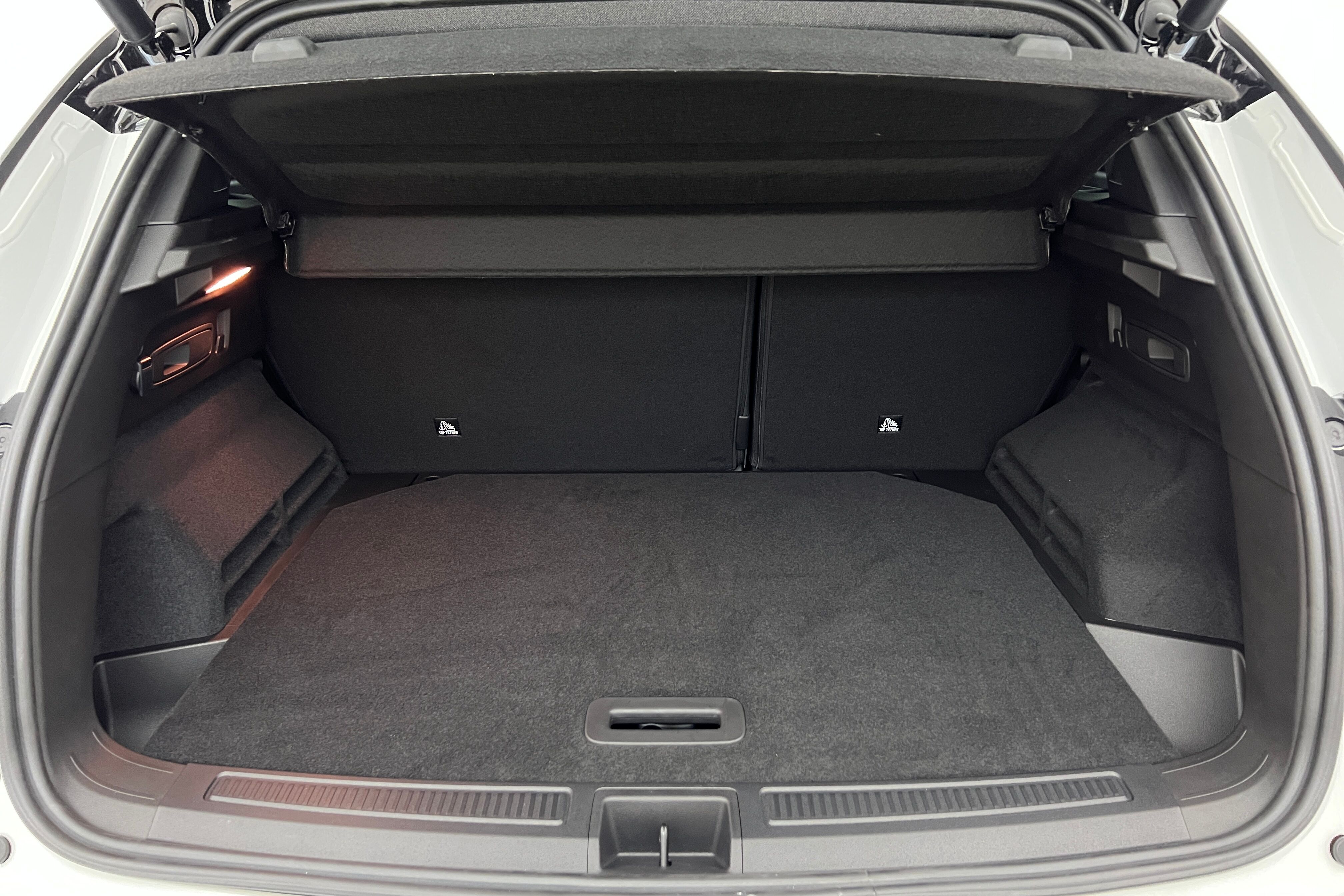 RENAULT Austral SUV Hybride — photo 18