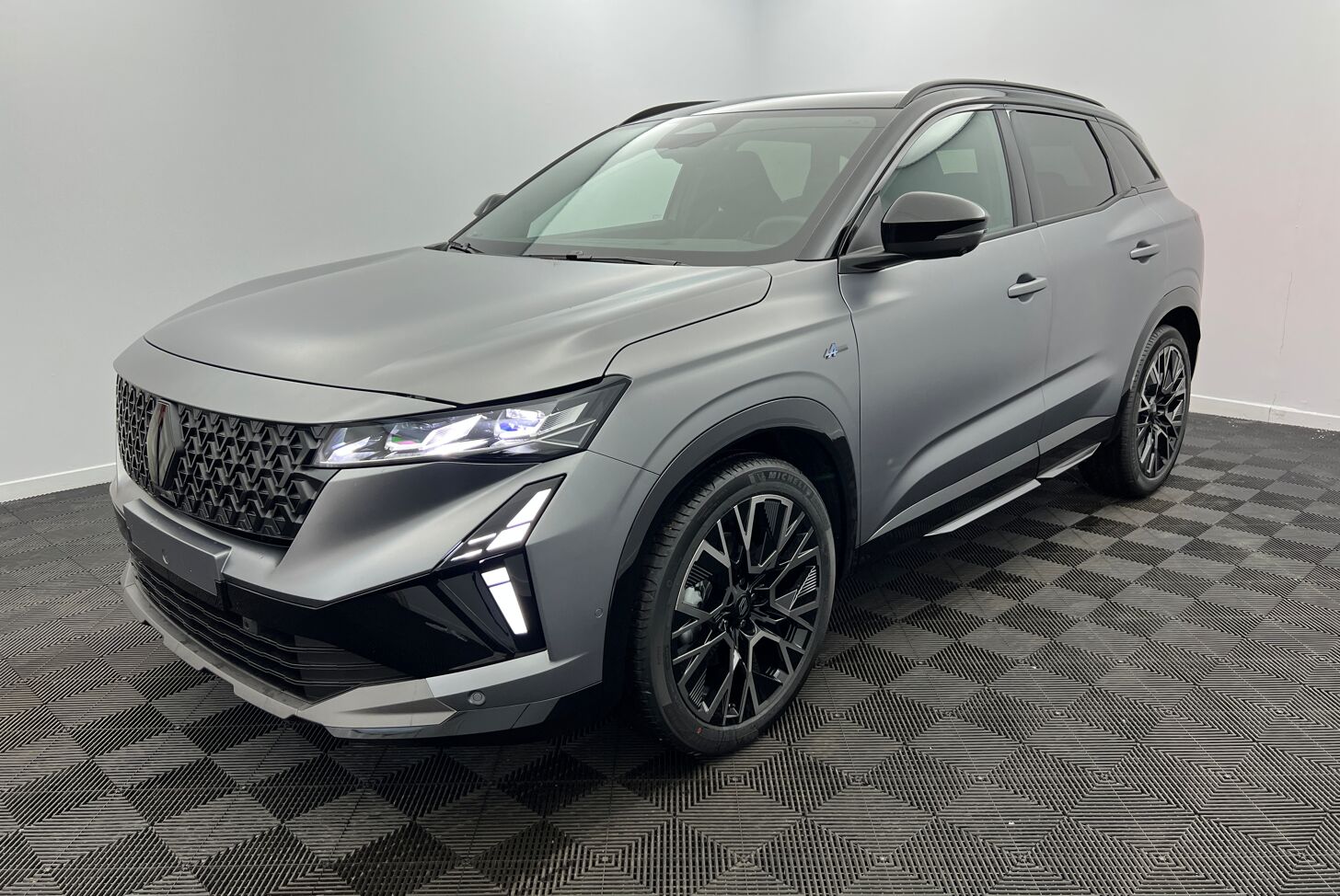 RENAULT Austral SUV Hybride Essence
