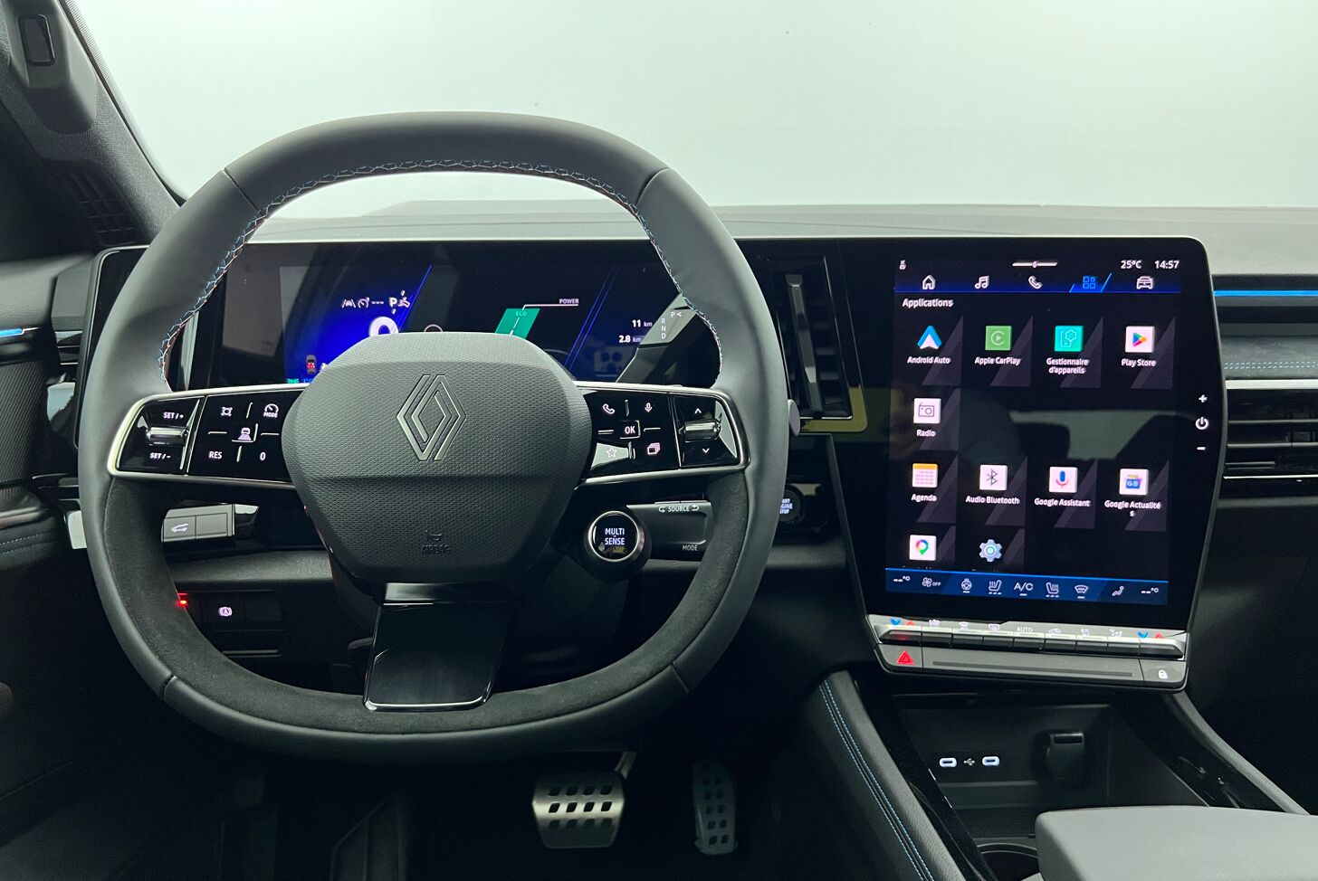 RENAULT Austral SUV Hybride Essence
