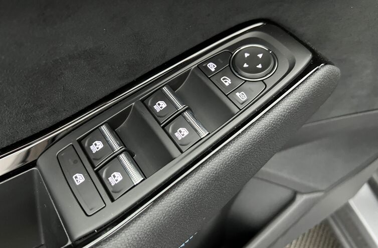 RENAULT Austral SUV Hybride Essence