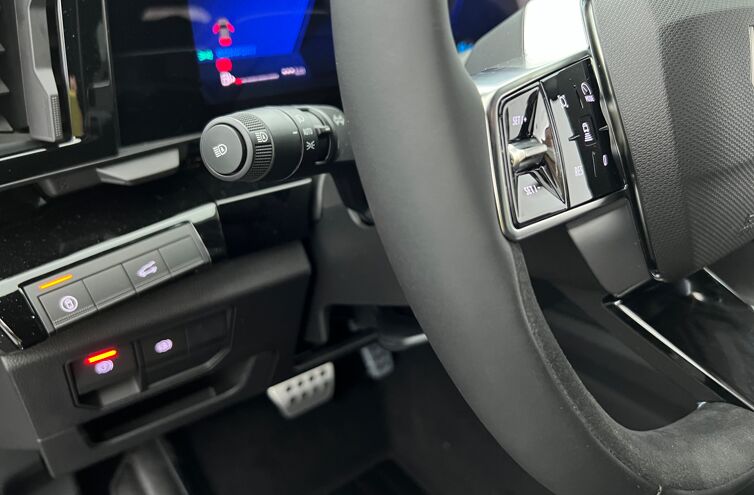 RENAULT Austral SUV Hybride Essence