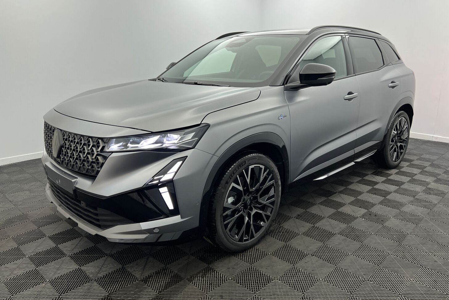 RENAULT Austral SUV Hybride Essence