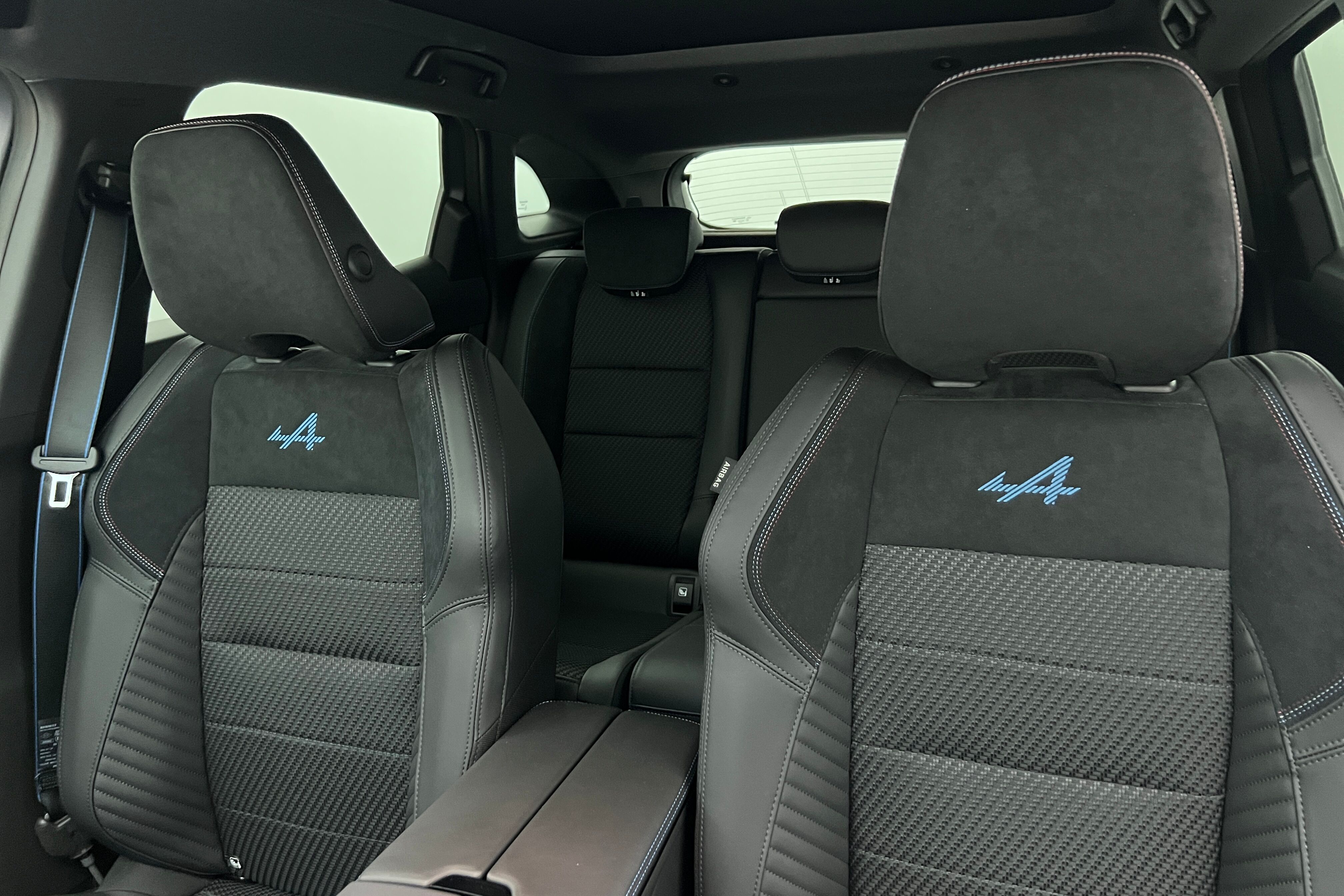 RENAULT Austral SUV Hybride — photo 11