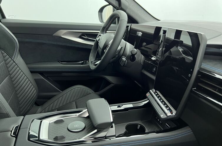 RENAULT Austral SUV Hybride Essence
