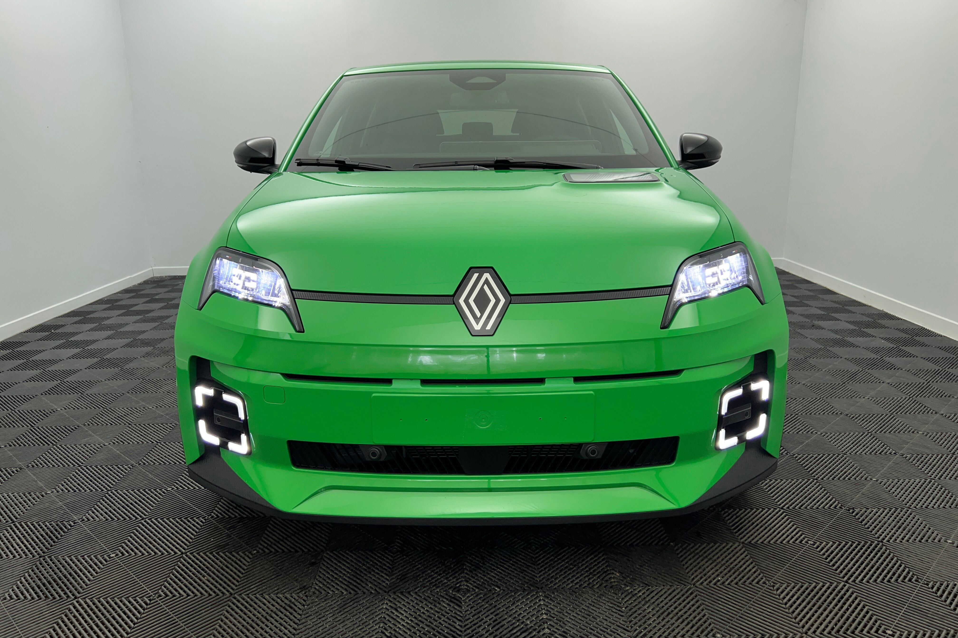 RENAULT Renault 5 E-Tech électrique Berline Electrique — photo 2